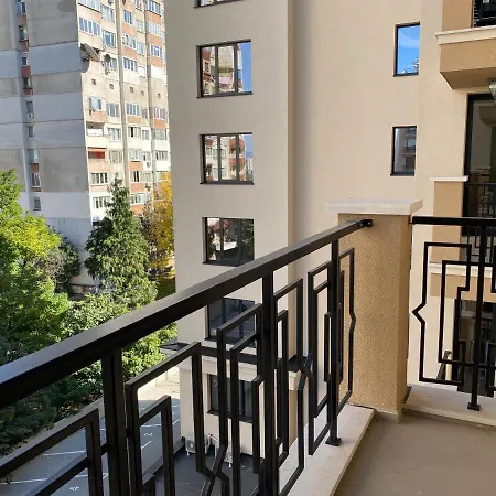 Apartment Чисто Нов Апартамент В Тих Квартал